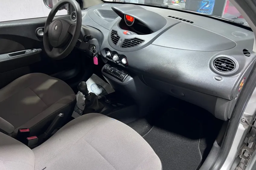 Renault Twingo 1.2 16v 75 AUTHENTIQUE