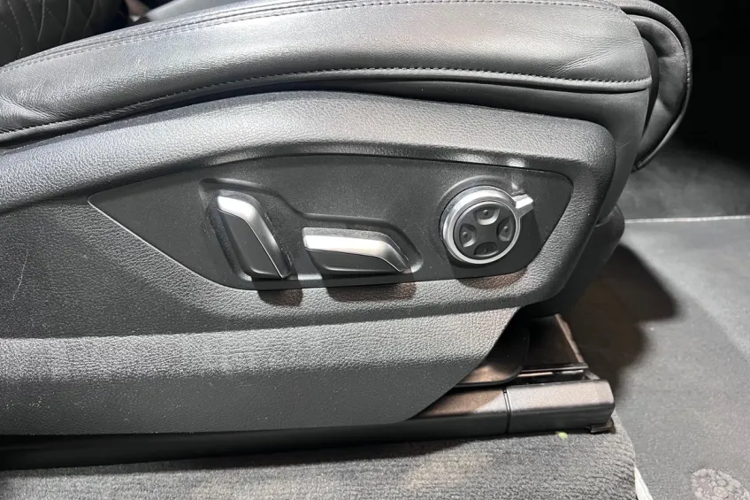 Audi SQ7 4.0 TDI 435 QUATTRO TIPTRONIC 7 PLACES GARANTIE 