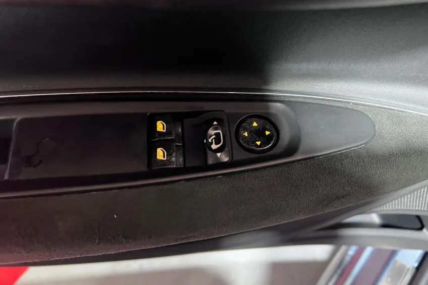 Citroen C4 COUPE 2.0 HDI 138 VTS