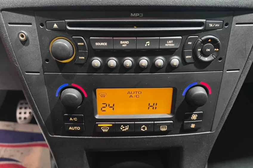 Citroen C4 COUPE 2.0 HDI 138 VTS