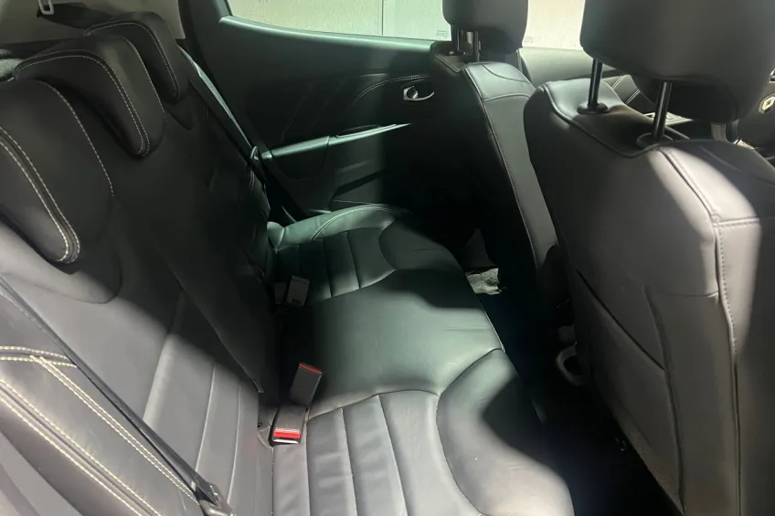 Renault Clio 4 120 INITIALE PARIS EDC