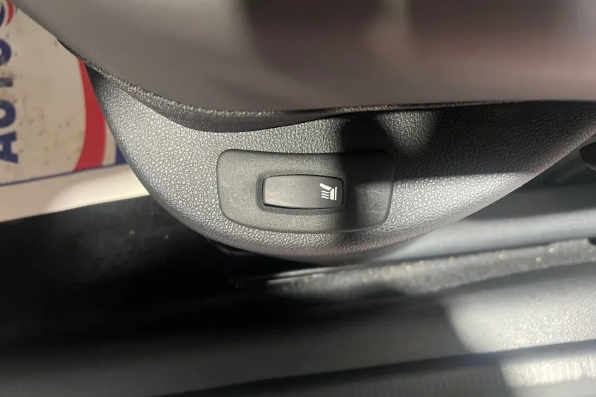 Renault Clio 4 120 INITIALE PARIS EDC