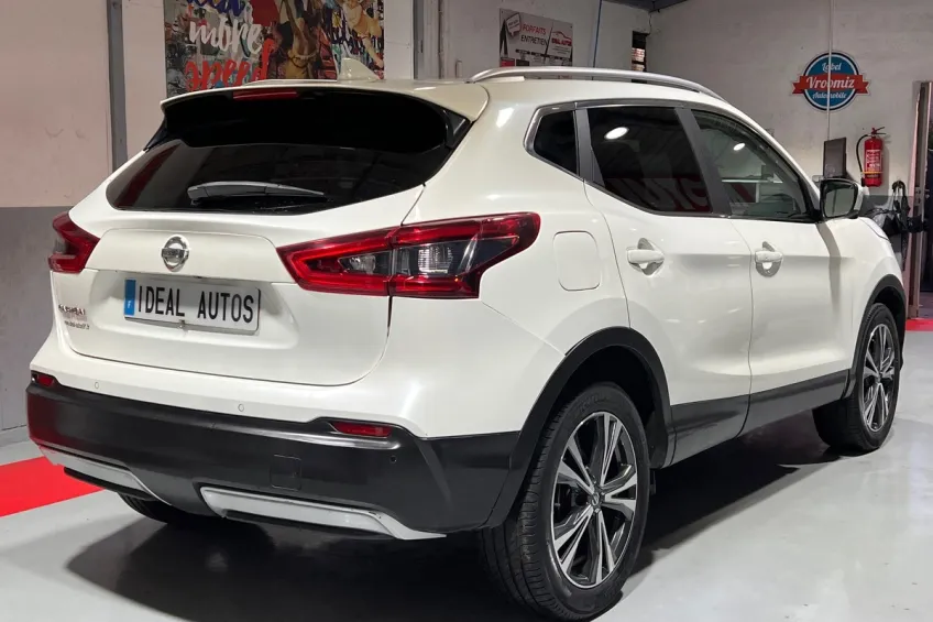 Nissan Qashqai 1.2 DIG-T 115 N-CONNECTA