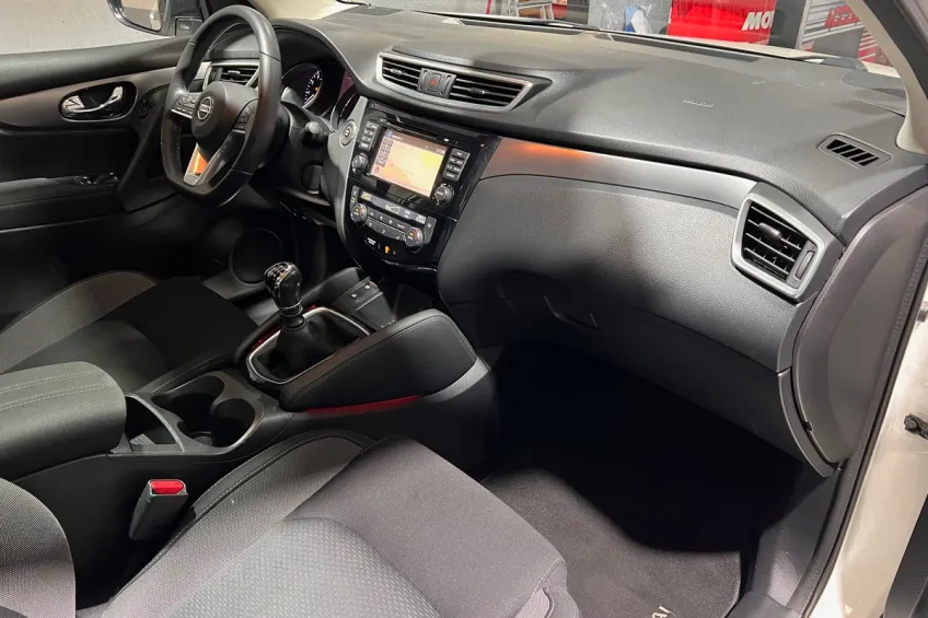 Nissan Qashqai 1.2 DIG-T 115 N-CONNECTA