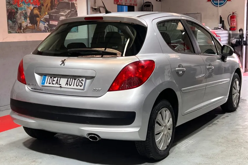 Peugeot 207 1.4 VTI 95