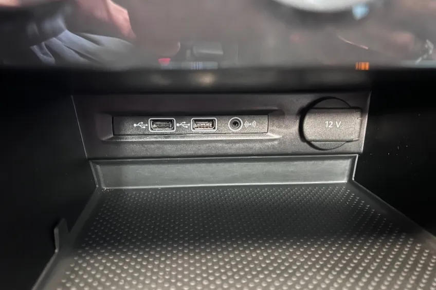 Volkswagen Tiguan 2.0 TDI 150 R-LINE DSG 7 