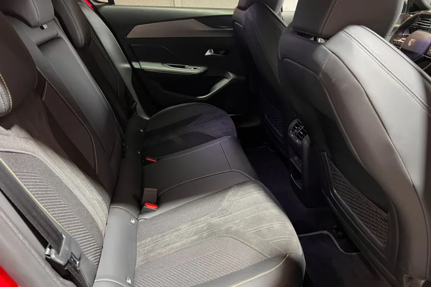 Peugeot 308 1.2 PURETECH 130 S&S GT EAT8