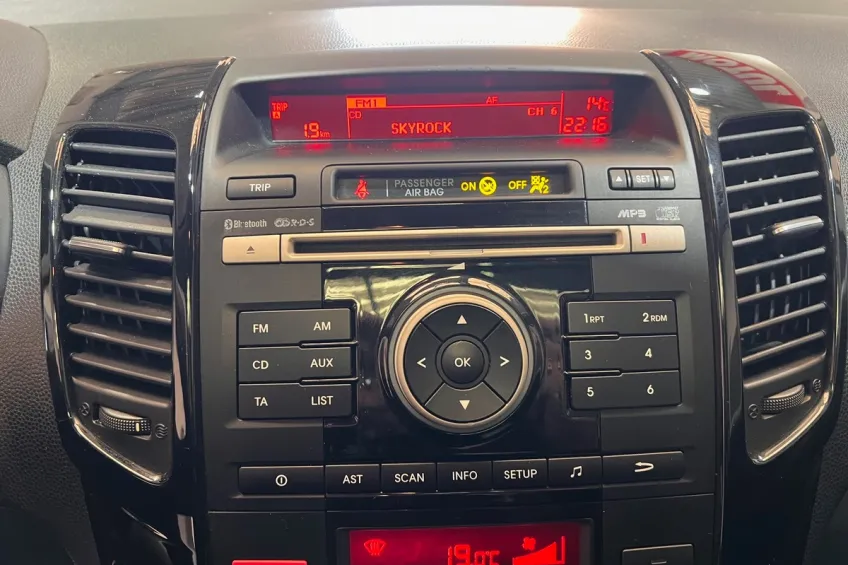 Kia Venga 1.6 125 PREMIUM BVA