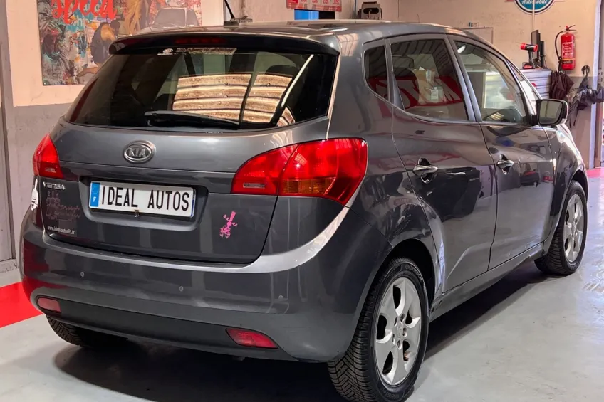 Kia Venga 1.6 125 PREMIUM BVA
