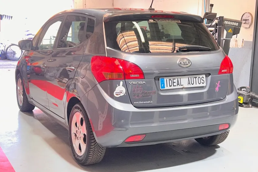 Kia Venga 1.6 125 PREMIUM BVA