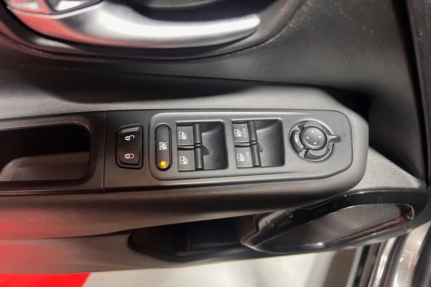 Jeep Renegade 1.6 MULTIJET S&S 120 BROOKLYN LIMITED GARANTIE 12 MOIS