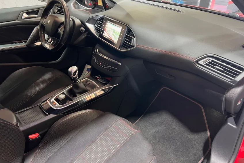 Peugeot 308 2.0 BLUEHDI 150 S&S GT LINE