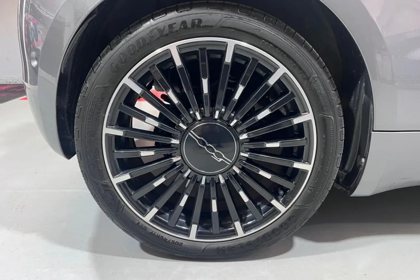 Fiat 500 C 42KWH LA PRIMA