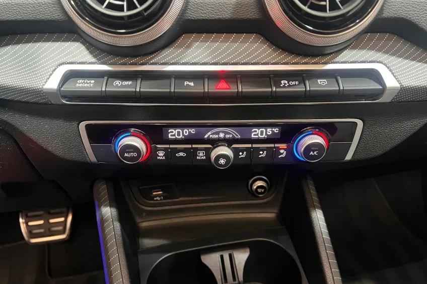 Audi Q2 35 TFSI 150 S LINE PLUS S TRONIC 7 GARANTI 12 mois