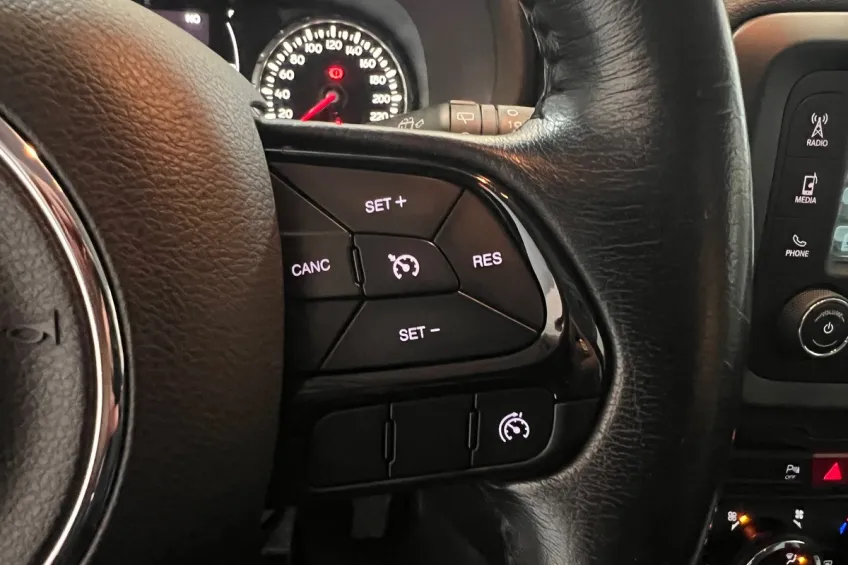 Jeep Renegade 1.6 MULTIJET S&S 120 BROOKLYN LIMITED GARANTIE 12 M