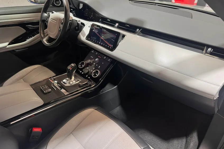 Land Rover Evoque 2.0 D180 4WD R-DYNAMIC HSE BVA GARANTI 12 M