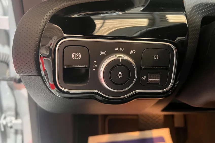 Mercedes Benz CLA COUPE 250 E BUSINESS LINE 8G-DCT