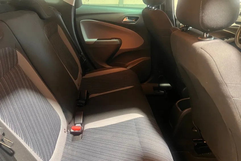 Opel Crossland X 1.2 TURBO 110 INNOVATION