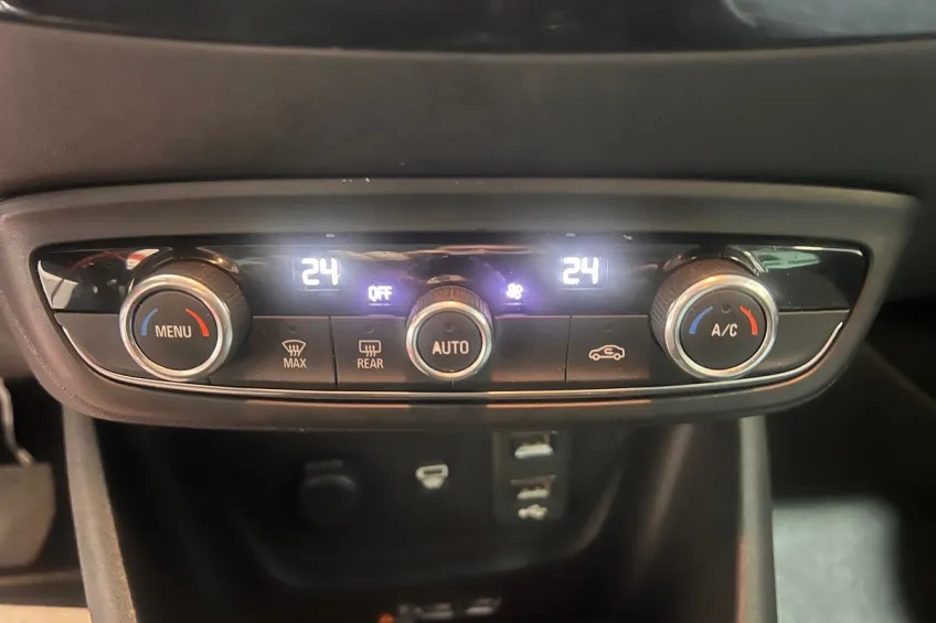 Opel Crossland X 1.2 TURBO 110 INNOVATION