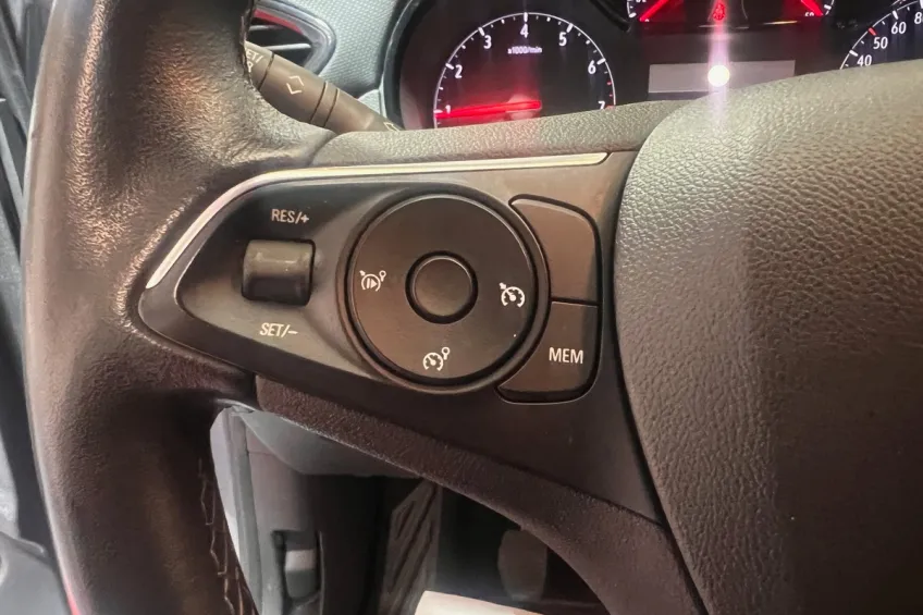 Opel Crossland X 1.2 TURBO 110 INNOVATION