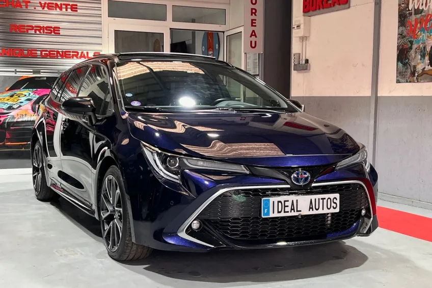 Toyota Corolla TOURING SPORTS HYBRIDE 184H 8CV COLLECTION GARANTIE 12 MOIS