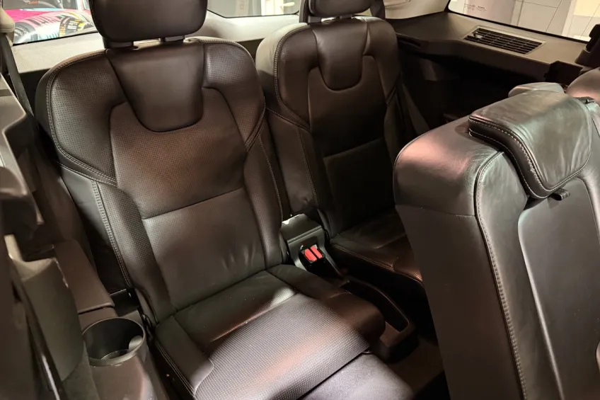 Volvo XC90 2.0 T8 TWIN ENGINE AWD INSCRIPTION LUXE 7PL