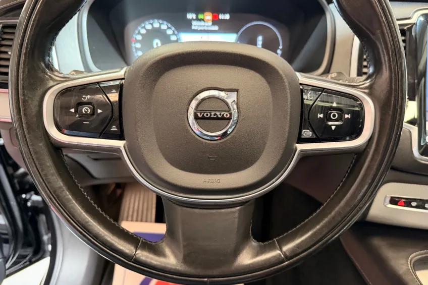 Volvo XC90 2.0 T8 TWIN ENGINE AWD INSCRIPTION LUXE 7PL