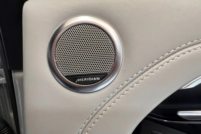 Land Rover Evoque 2.0 D180 4WD R-DYNAMIC HSE BVA 12 MOIS GARANTIE