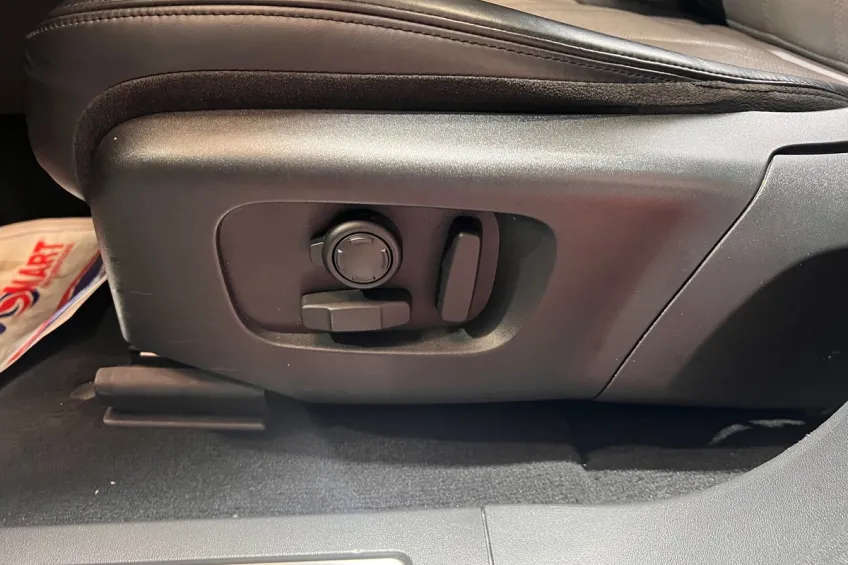 Land Rover Evoque 2.0 D180 4WD R-DYNAMIC HSE BVA 12 MOIS GARANTIE