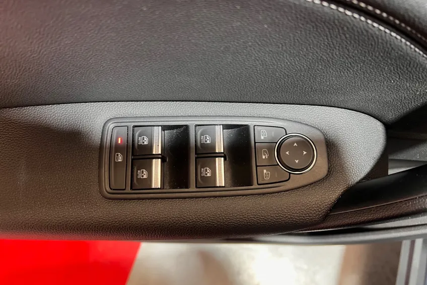 Renault Captur 1.3 MILD HYBRID 140 EVOLUTION EDC GARANTI 12 M