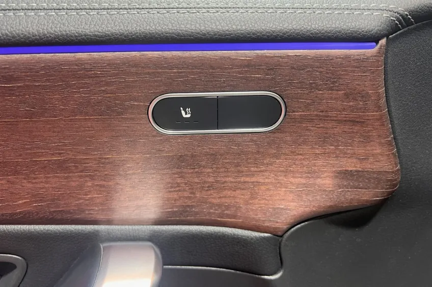 Mercedes Benz CLA COUPE 250 E BUSINESS LINE 8G-DCT GARANTIE 12 M