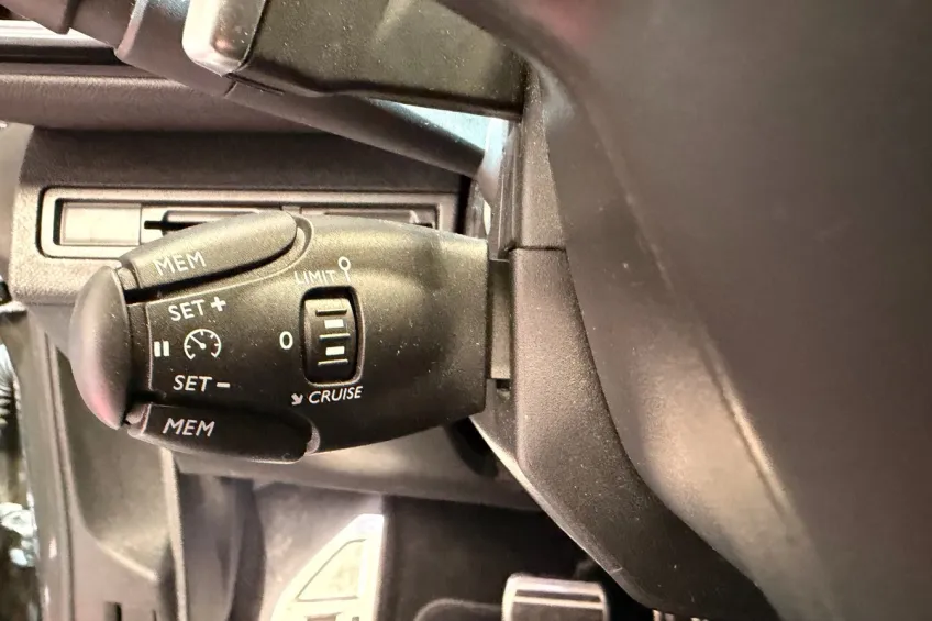 Peugeot 3008 1.5 BLUEHDI 130 GT LINE EAT8