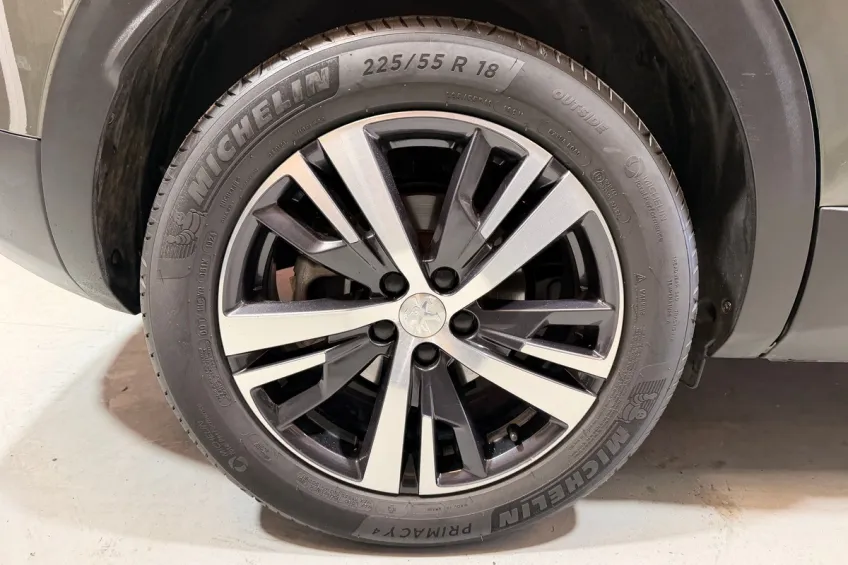 Peugeot 3008 1.5 BLUEHDI 130 GT LINE EAT8