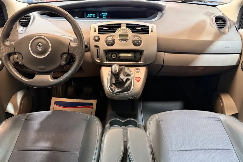 Renault Grand Scenic 1.9 DCI 130 EXCEPTION 7PL