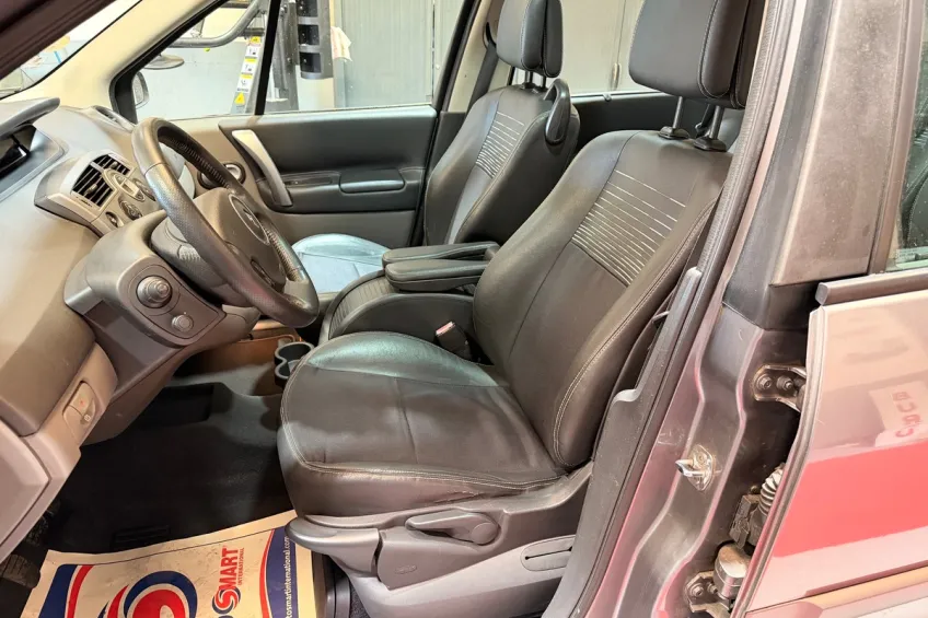 Renault Grand Scenic 1.9 DCI 130 EXCEPTION 7PL