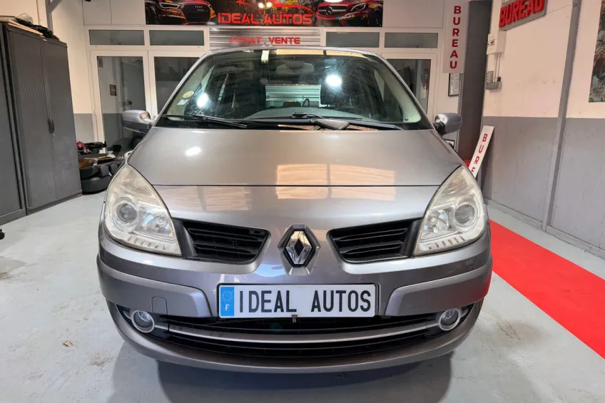 Renault Grand Scenic 1.9 DCI 130 EXCEPTION 7PL