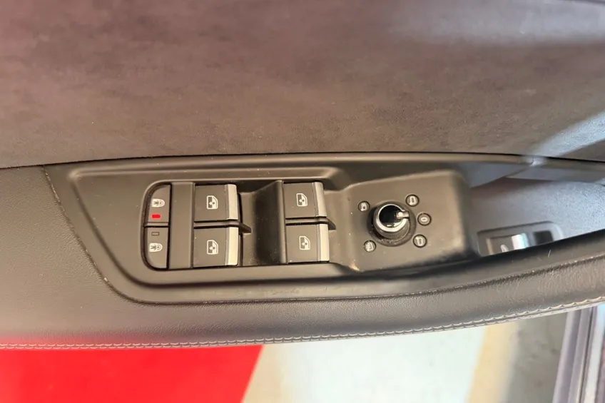 Audi A4 40 TFSI ULTRA 190 S LINE S TRONIC