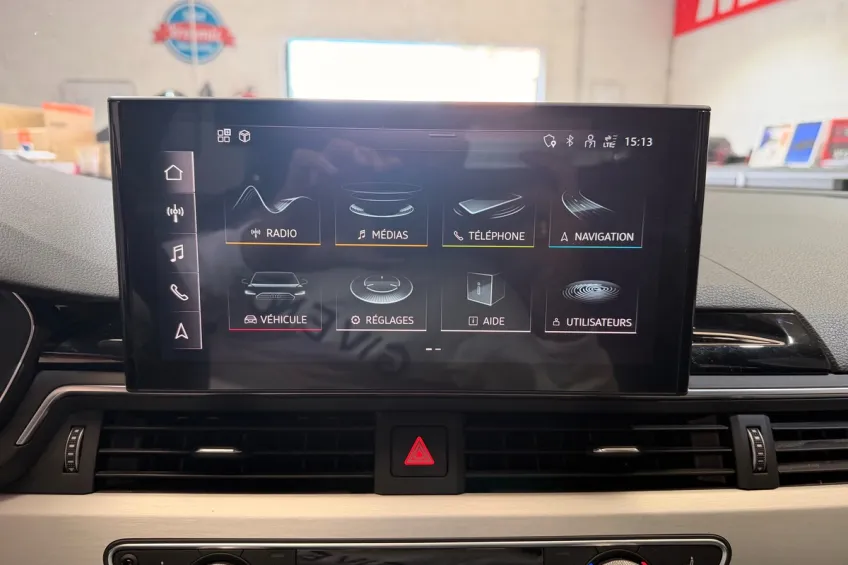 Audi A4 40 TFSI ULTRA 190 S LINE S TRONIC