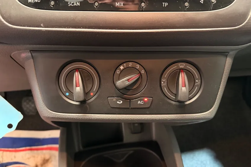 Seat Ibiza 1.4 TDI 80 FAP ECOMOTIVE