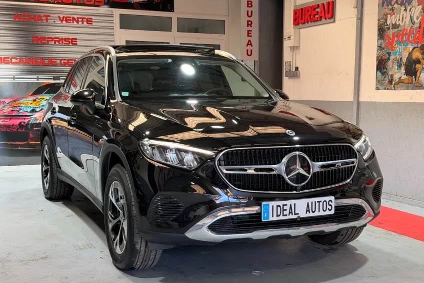 Mercedes Benz GLC 300 E 4MATIC AVANTGARDE LINE 9G-TRONIC