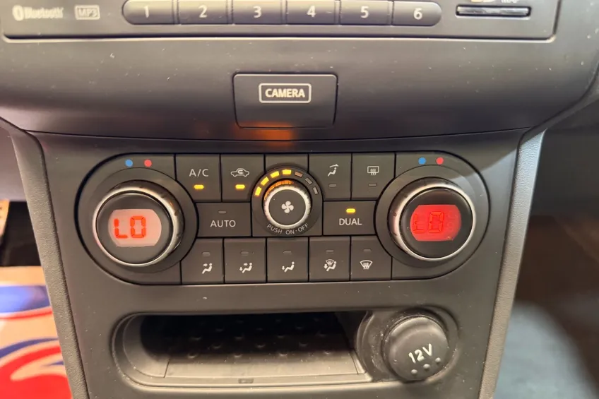 Nissan Qashqai 1.6 117 STOP/START CONNECT EDITION