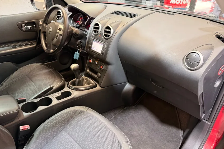 Nissan Qashqai 1.6 117 STOP/START CONNECT EDITION