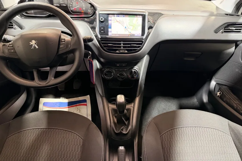 Peugeot 208 1.6 BLUEHDI 100 S&S ACTIVE BUSINESS 5P