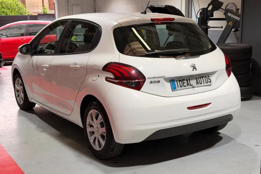 Peugeot 208 1.6 BLUEHDI 100 S&S ACTIVE BUSINESS 5P