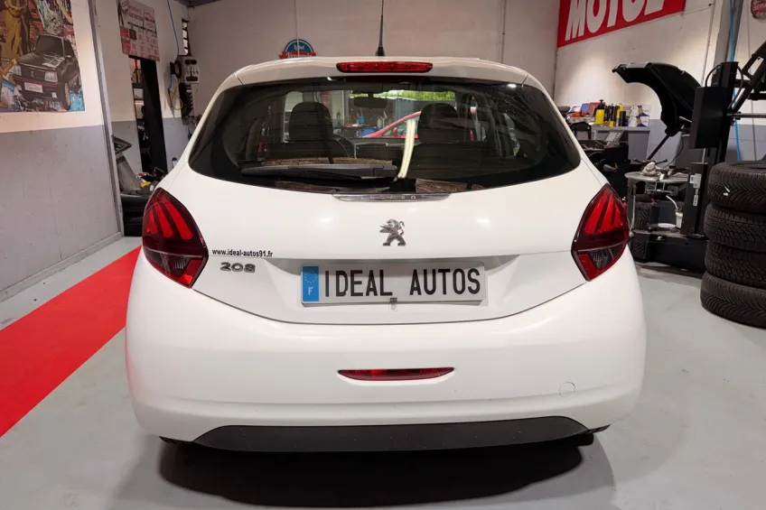 Peugeot 208 1.6 BLUEHDI 100 S&S ACTIVE BUSINESS 5P