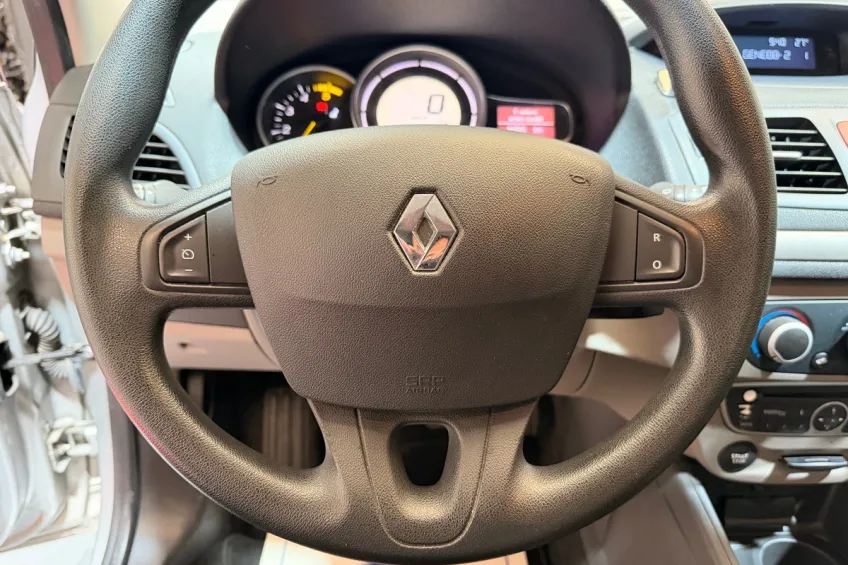 Renault Megane 3 1.5 DCI 90 FAP EXPRESSION ECO2 FAIBLE KM
