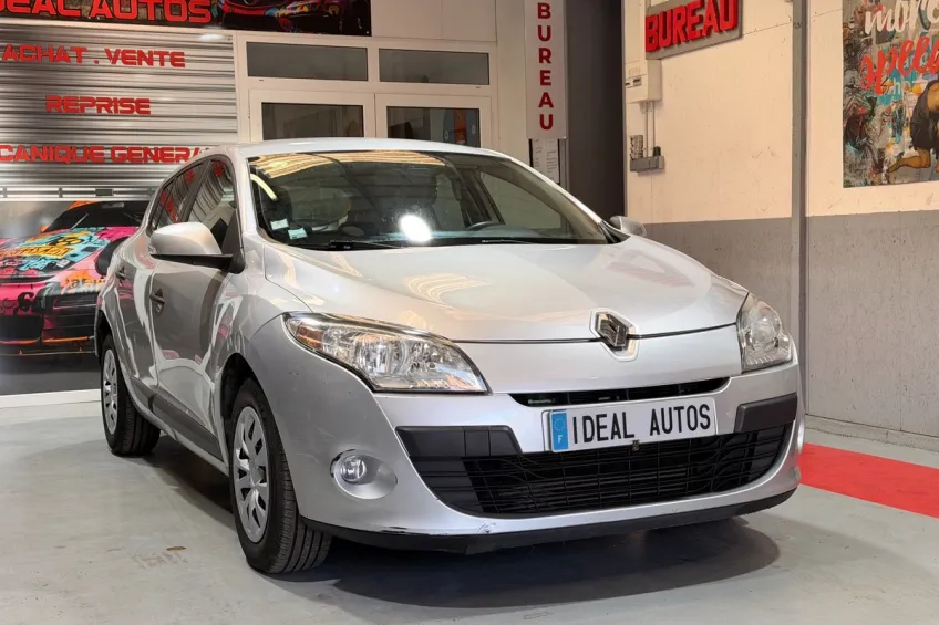 Renault Megane 3 1.5 DCI 90 FAP EXPRESSION ECO2 FAIBLE KM