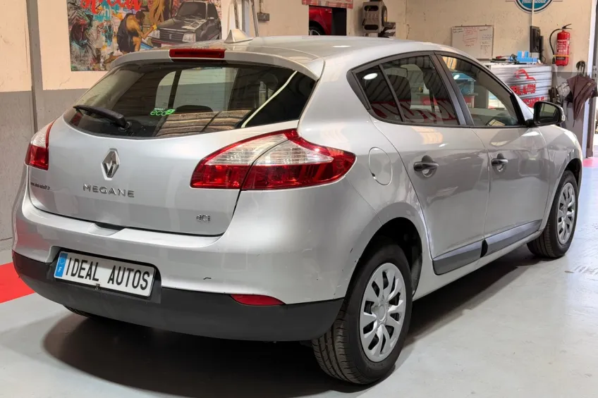 Renault Megane 3 1.5 DCI 90 FAP EXPRESSION ECO2 FAIBLE KM