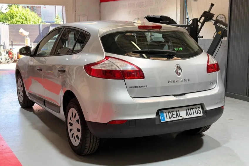 Renault Megane 3 1.5 DCI 90 FAP EXPRESSION ECO2 FAIBLE KM