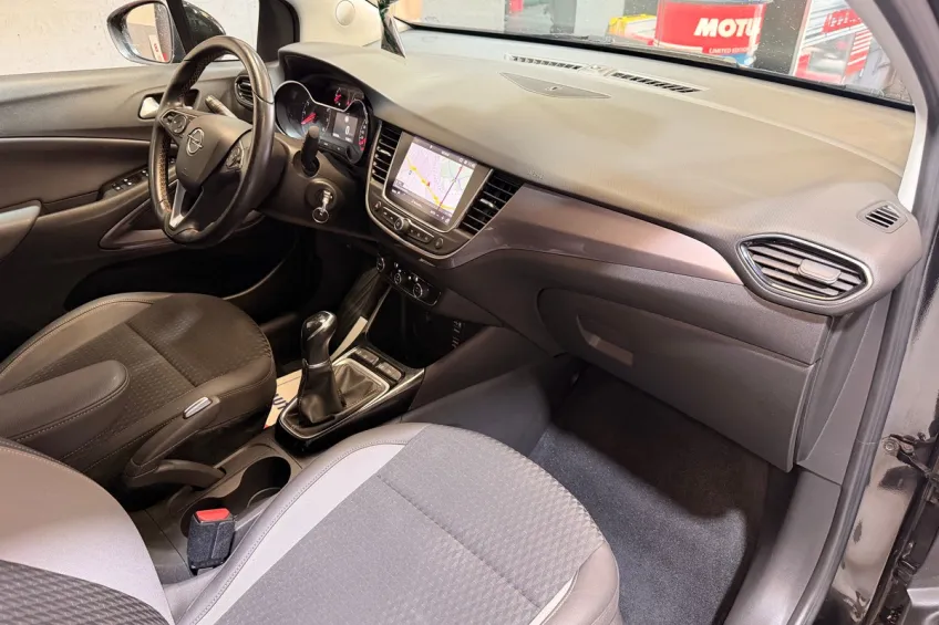 Opel Crossland X 1.2 ECOTEC TURBO 110 INNOVATION